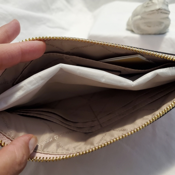 Michael Kors Wristlet - Picture 3 of 3